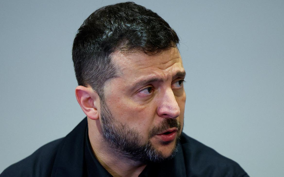 Песков назвал безответственными угрозы Зеленского