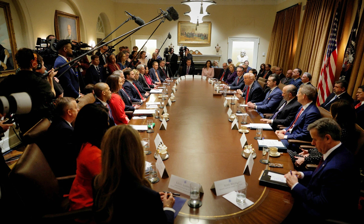 Brian Snyder / Reuters