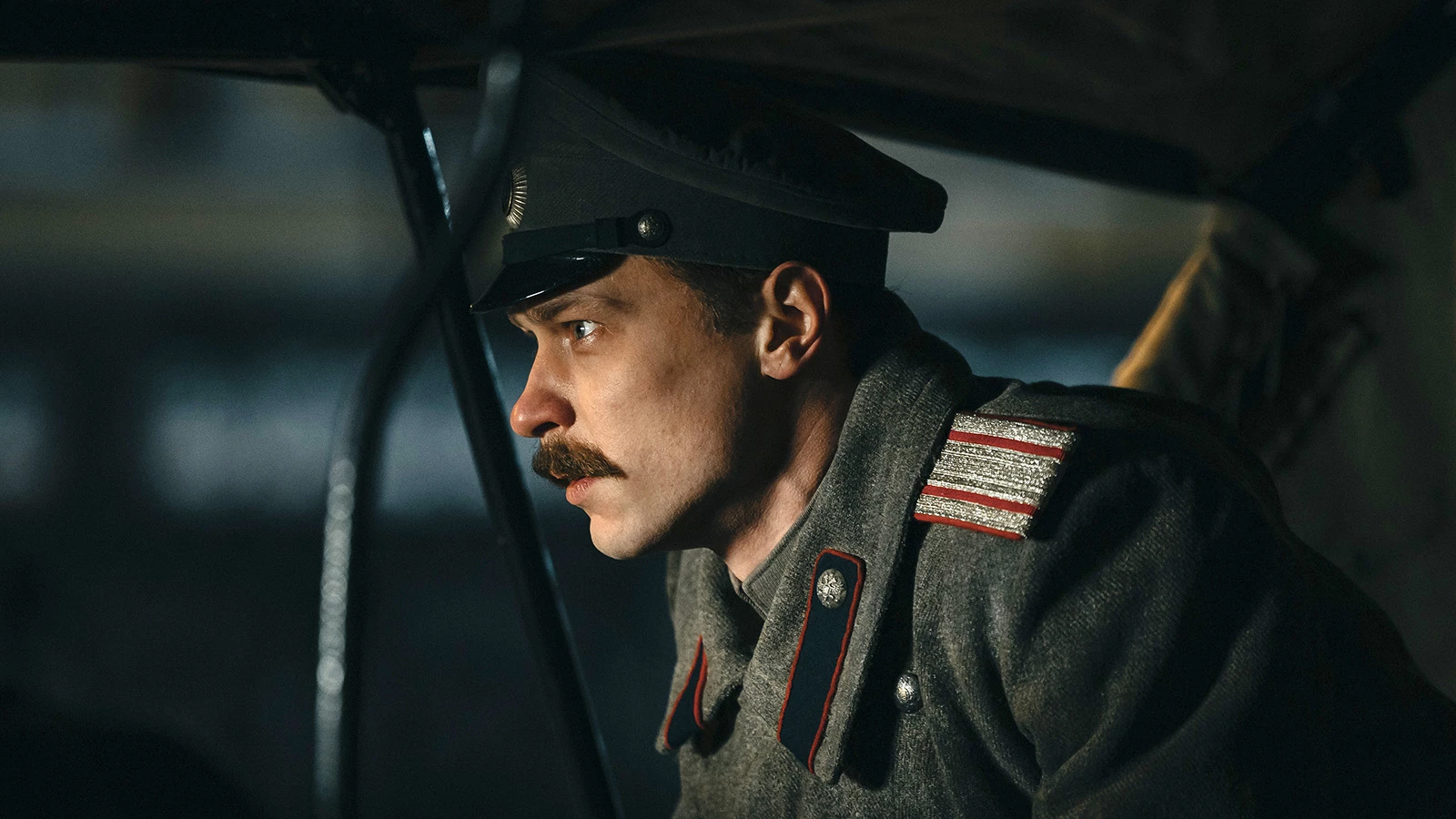 Кадр из сериала «Хроники русской революции»