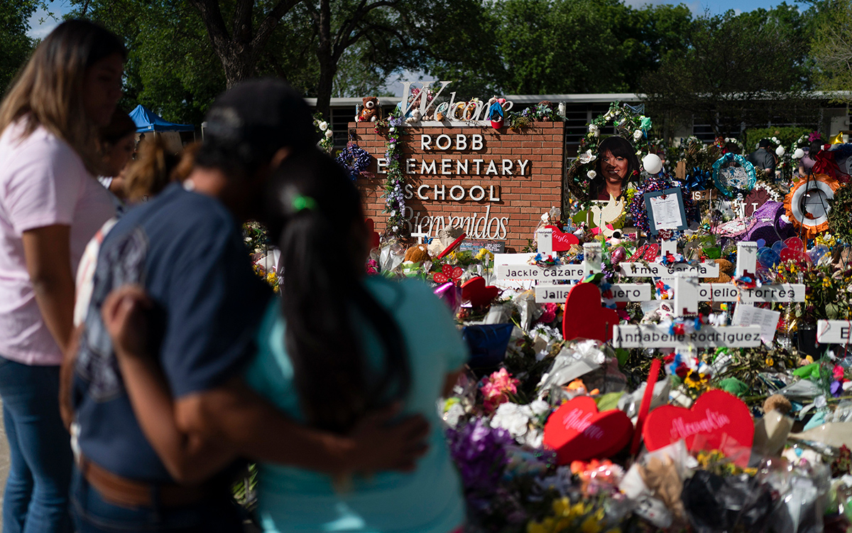Власти Техаса снесут здание школы, где при стрельбе погиб 21 человек
