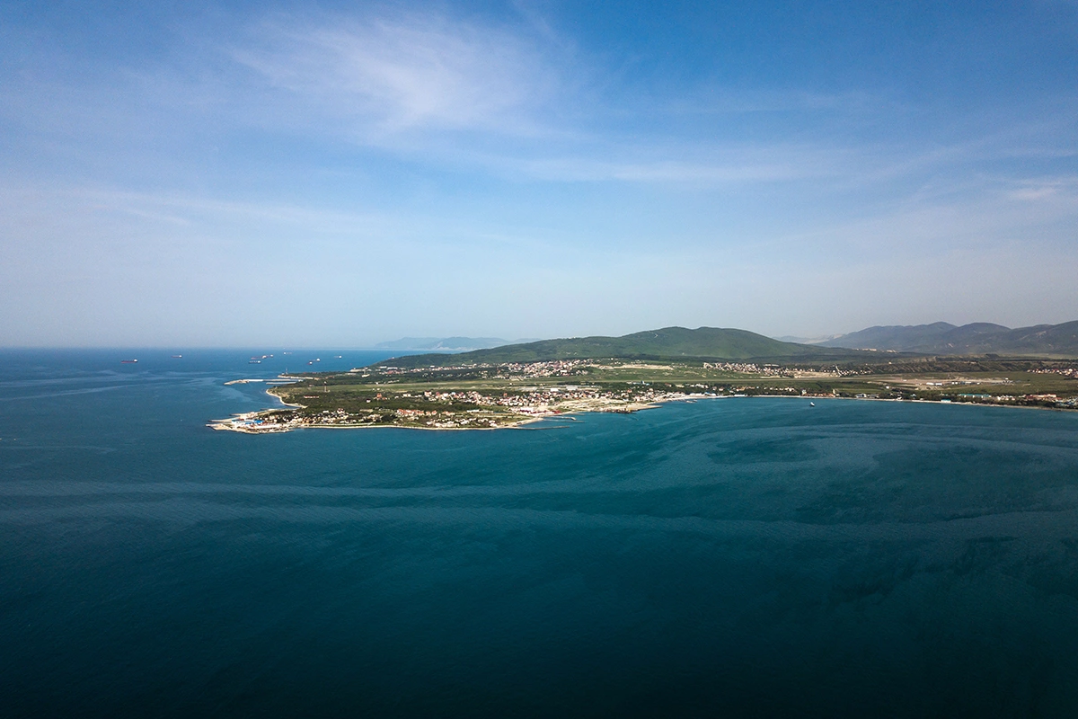 Тонкий мыс в Геленджикской бухте