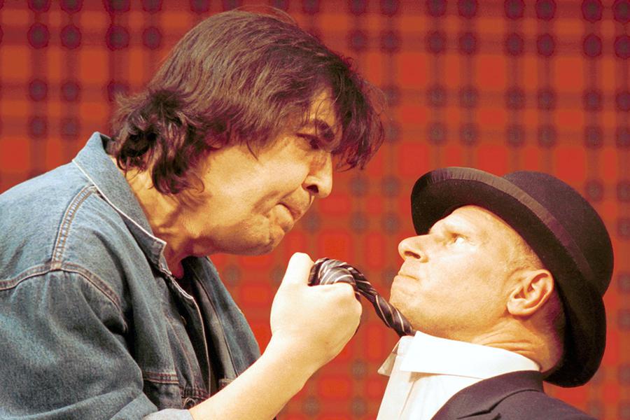 Игорь Золотовицкий во время подготовки премьеры спектакля &laquo;№13&raquo;, 2001 год