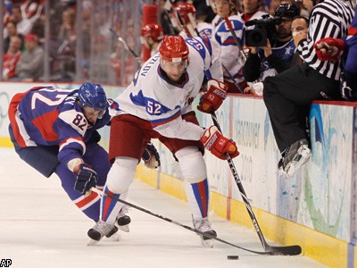 Российские хоккеисты потерпели первое поражение в Ванкувере