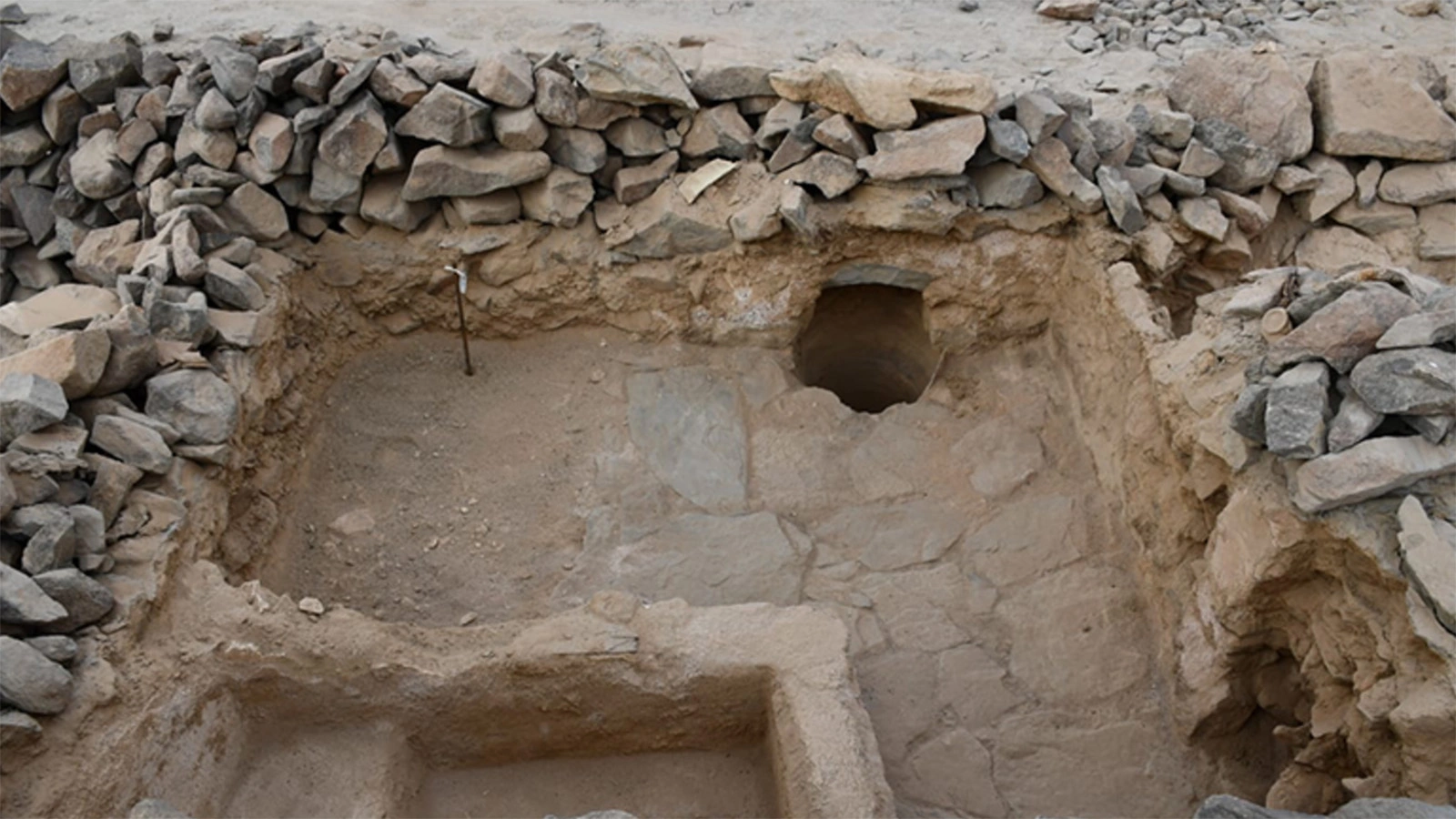 Остатки шахтерского лагеря возрастом более 3 тыс. лет