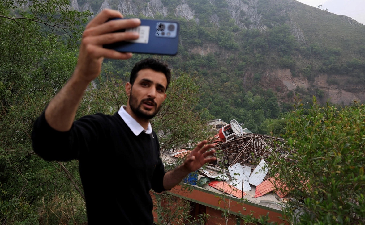 Akhtar Soomro / Reuters