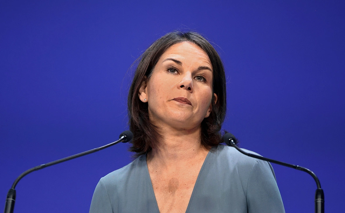 Henry Nicholls / Getty Images