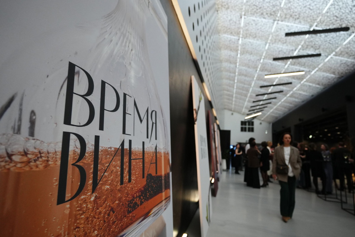 Новички, мэтры и гости: кто из виноделов будет на салоне «Время вина»