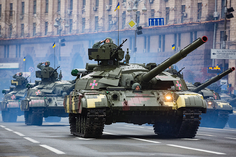 Танк Т-64БМ &laquo;Булат&raquo;&nbsp;&mdash; глубоко модернизированный советский танк Т-64. Модернизация советских танков началась в&nbsp;2004 году. С тех пор в&nbsp;армию Украины поступило более 80 танков данной модели
