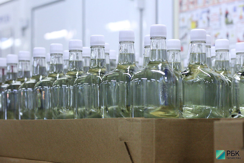 Ввоз некачественной водки в Татарстан из Казахстана сократился в 6 раз 