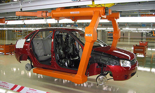 АВТОВАЗ в 2005 г. выпустил на 5,4% больше автомобилей, чем планировал