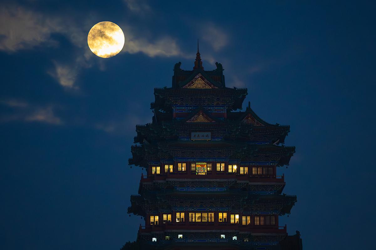 «Бобровая луна» Нанкин, Китай, 5 ноября 2025 года
