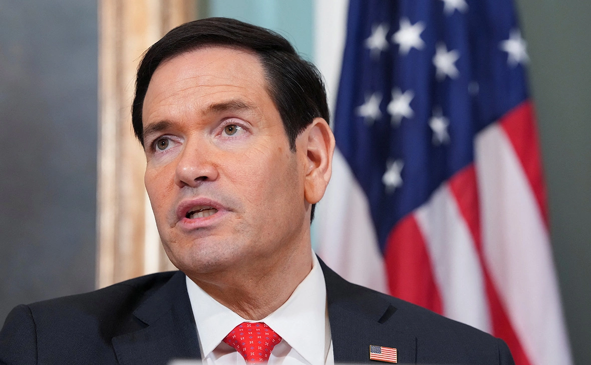 Ken Cedeno / Reuters