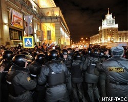 В Москве на Триумфальную площадь прислали ОМОН, автозаки и БТР