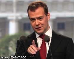 Д.Медведев об участии в выборах-2012: Ждать осталось недолго