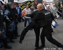 Сторонники Ю.Тимошенко вступили в столкновения с милицией