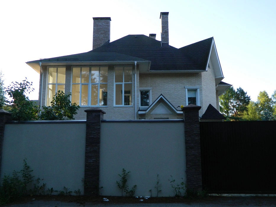 Михаил Лобанов