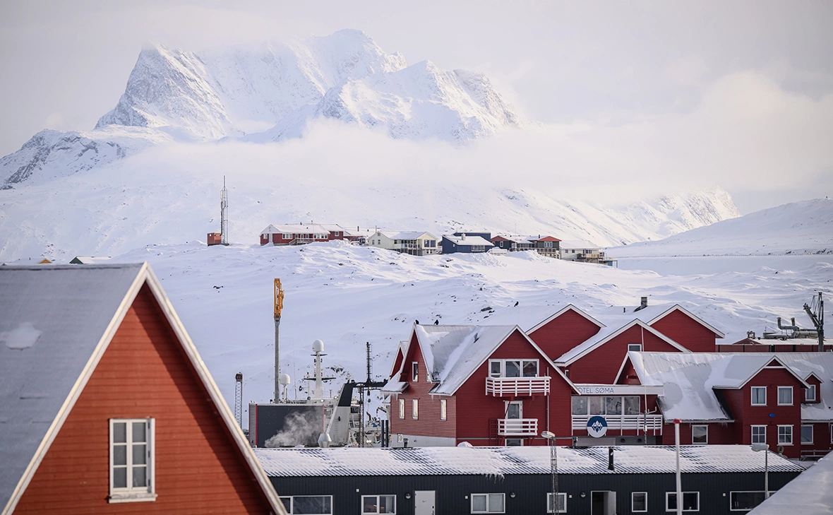 Leon Neal / Getty Images