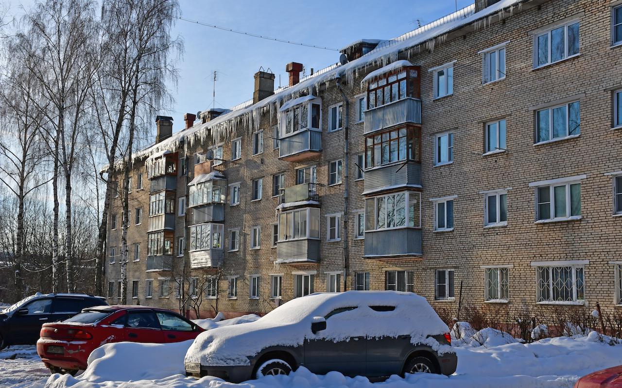 Сколько стоит двухкомнатная квартира в пятиэтажке в москве под реновацию