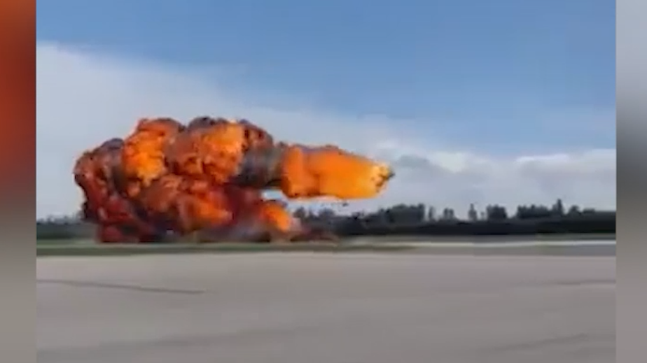 Польский военный самолет разбился о ВПП в Гдыне