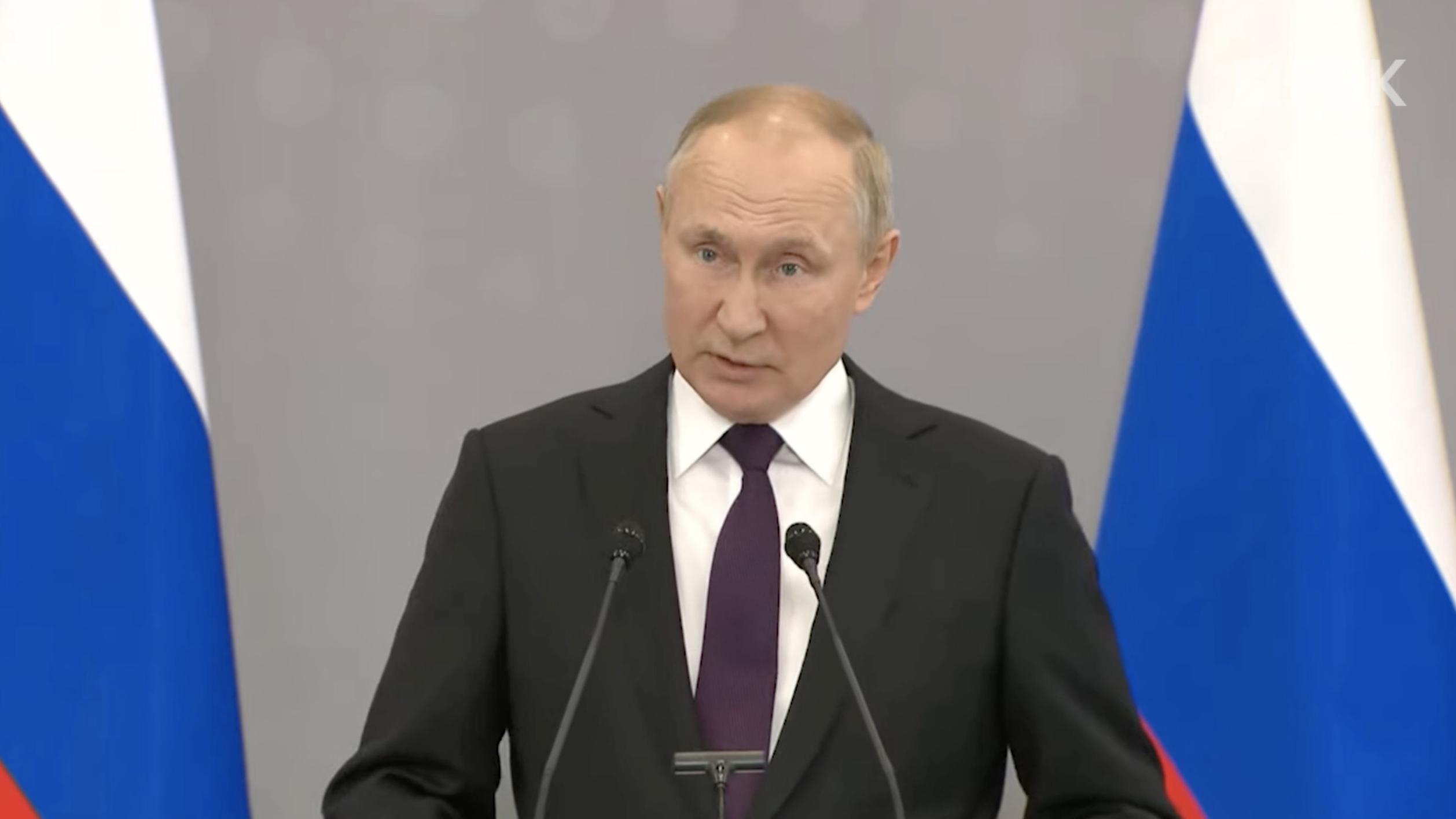 Путин не увидел необходимости в переговорах с Байденом на G20