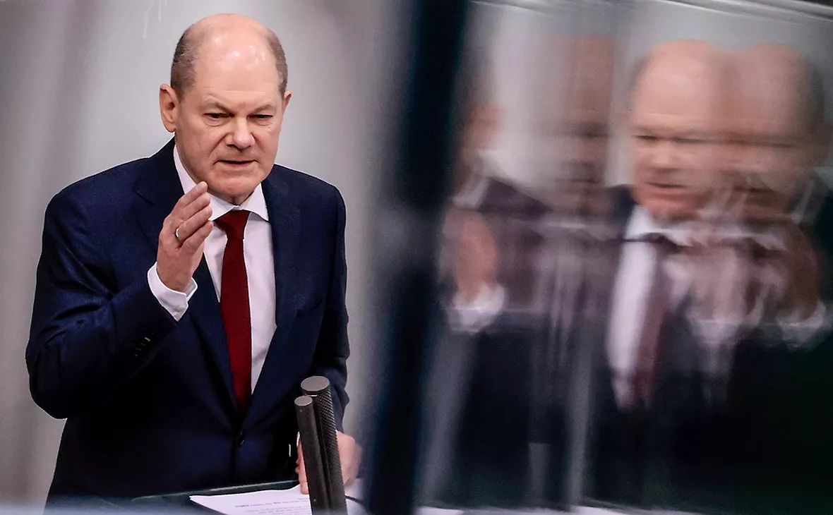 Hannibal Hanschke / Getty Images