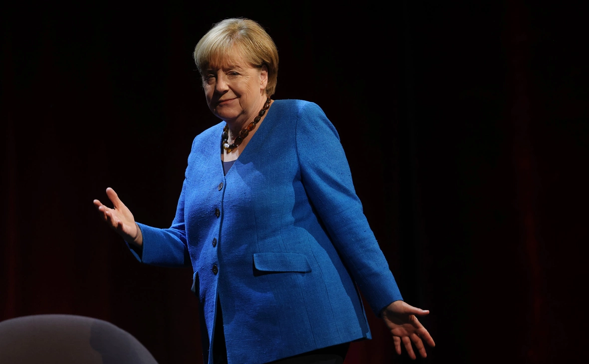 	Sean Gallup / Getty Images