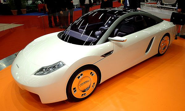 В Женеве представили сверхэкономичный автомобиль марки Loremo