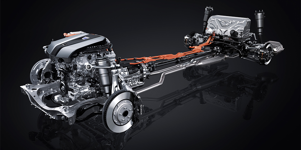 Технические характеристики гибридного Lexus LS рассекретили до премьеры