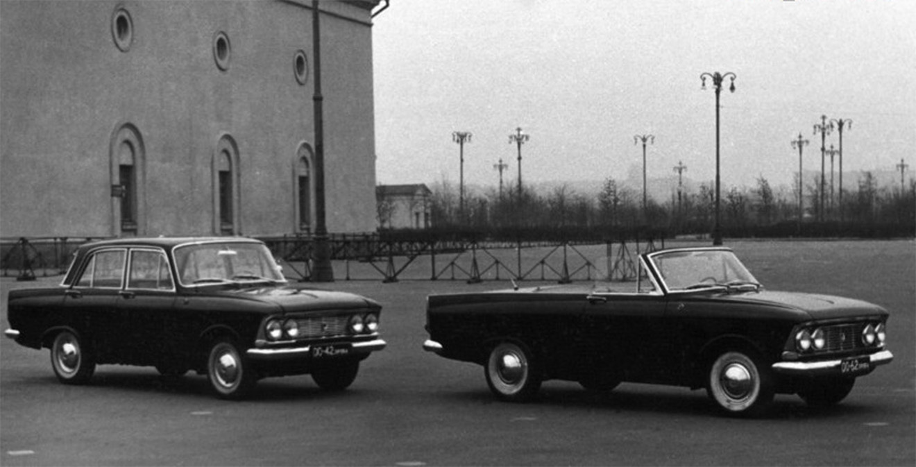 Советский автомобиль класса &laquo;Гран Туризмо&raquo; с кузовом типа двухдверный хардтоп-кабриолет пытались создать в 1964 г. на базе стандартного седана &laquo;Москвич-408&raquo;, который тогда и сам еще не был серийным. Укороченный двухдверный кузов имел посадочную формулу 2+2, складной тканевый верх и четырехфарную оптику. Стандартный мотор оснащался двумя карбюраторами, а в планах значилась система впрыска топлива с электронным управлением. Машину могли бы поставлять на экспорт, но в итоге оба изготовленных автомобиля &laquo;Москвич-408 Турист&raquo; остались лишь на фотографиях.

