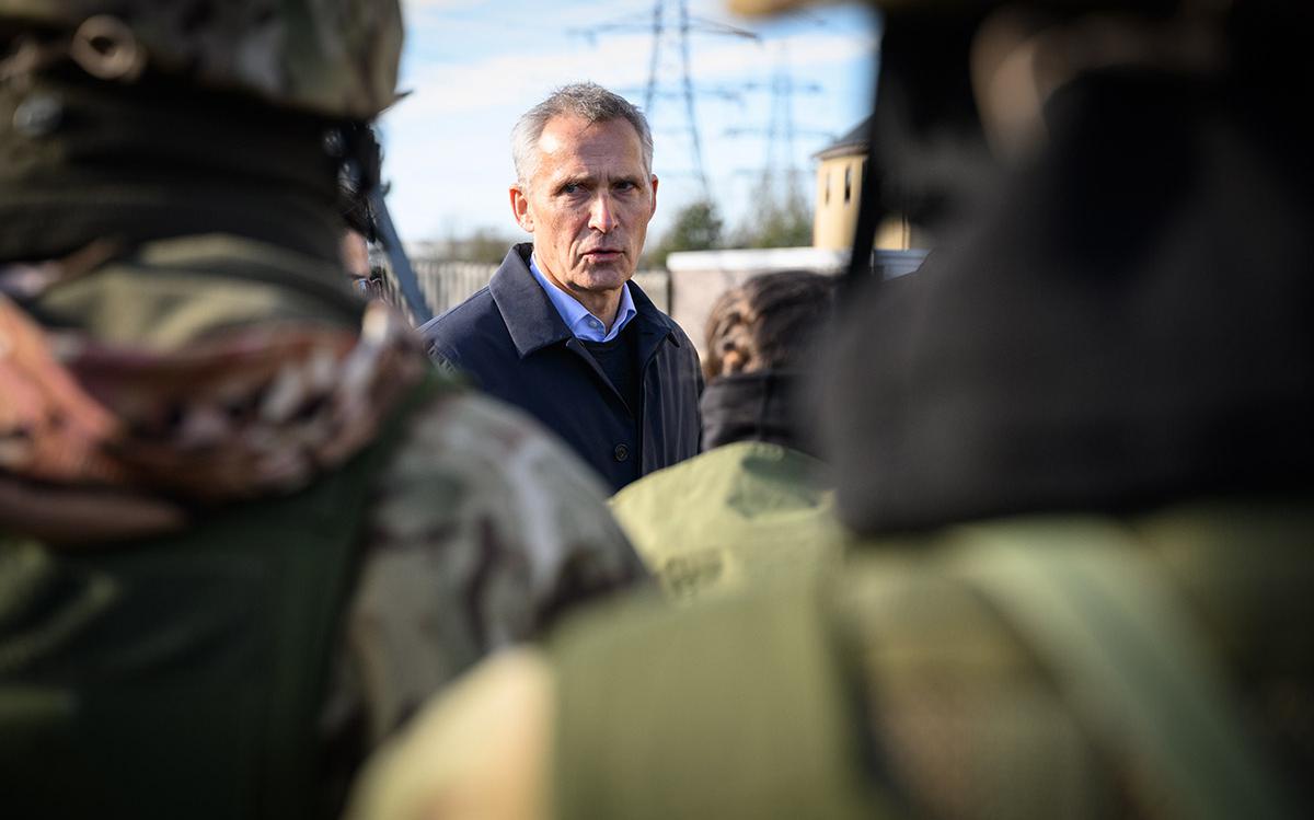 НАТО связало приемлемые условия на переговорах с военной поддержкой Киева