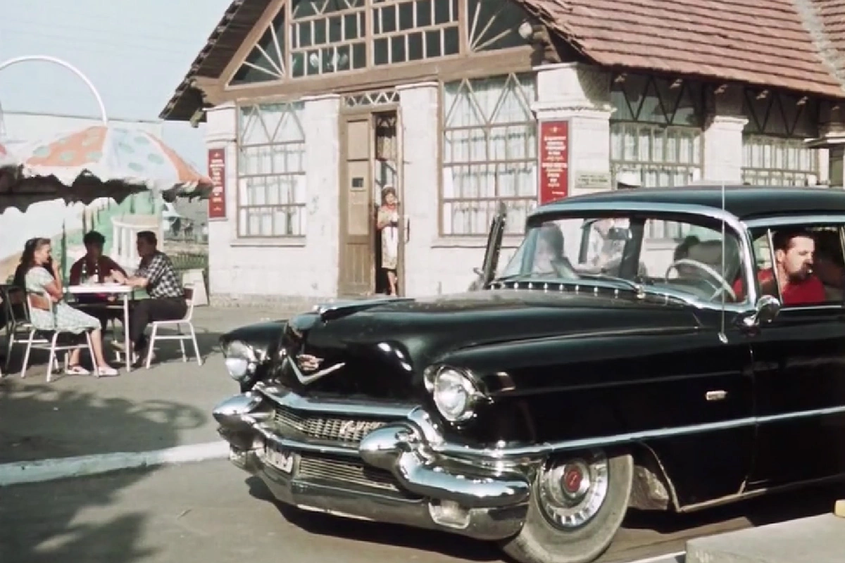 Кадр из фильма «Королева бензоколонки», 1962 год