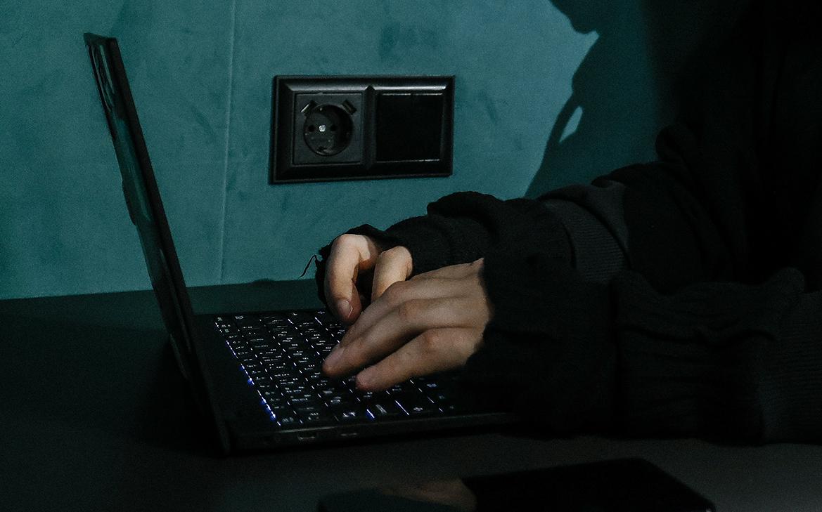 В белый список интернета попали «Вкусно — и точка», HeadHunter и «Иви»