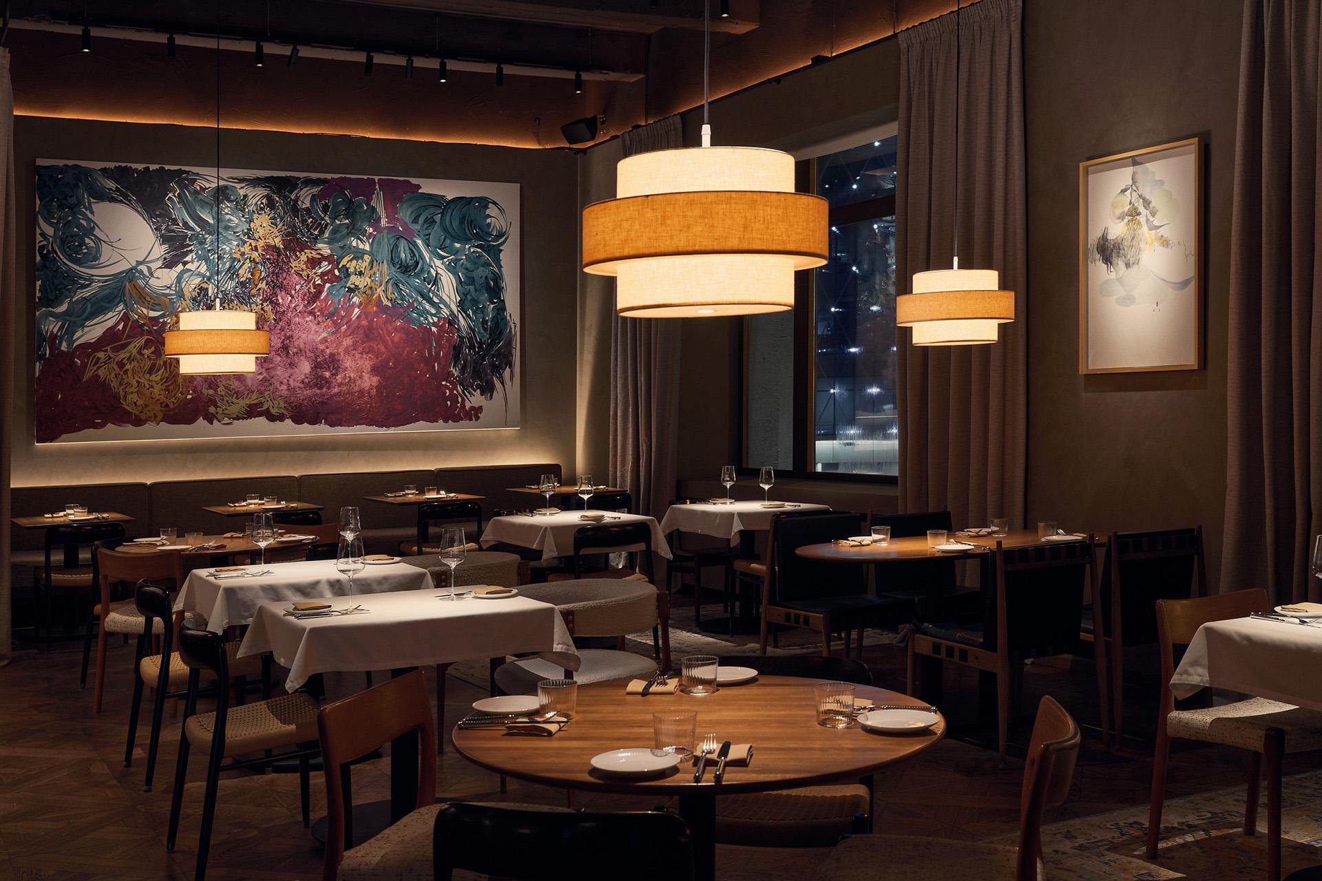 Интерьер ресторана&nbsp;Reborn