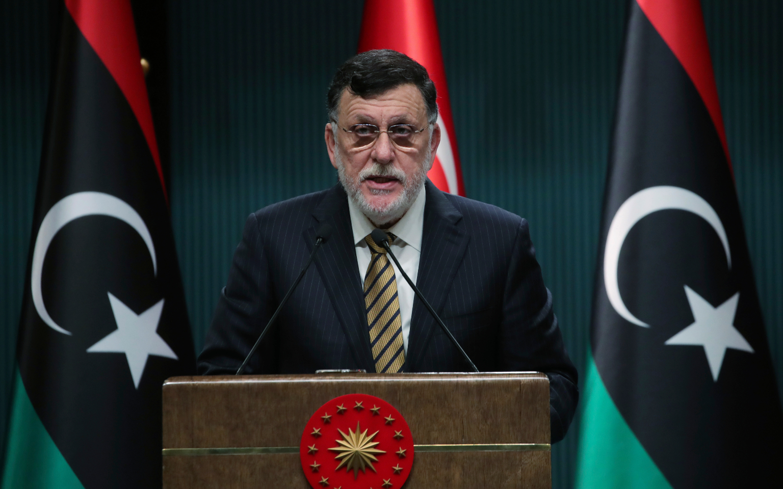 Саррадж назвал сроки передачи власти в Ливии
