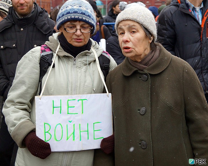 В ходе антивоенных митингов в Москве задержаны более 300 человек