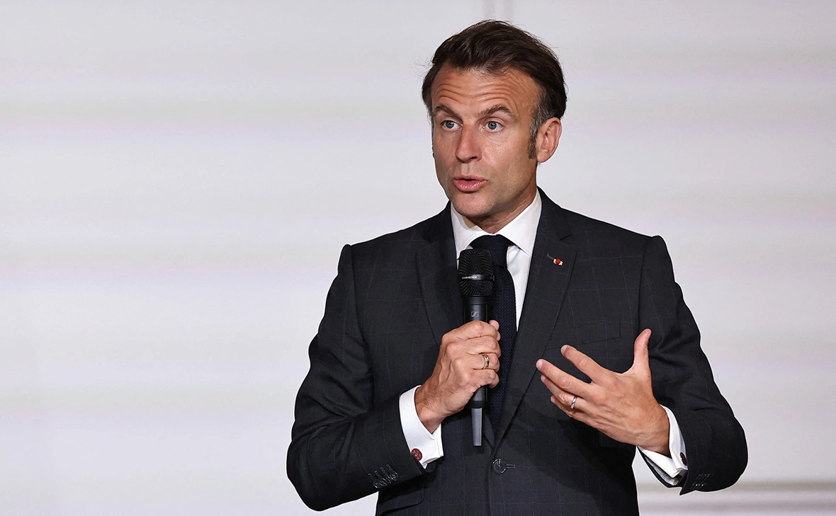 Christophe Petit Tesson / Reuters