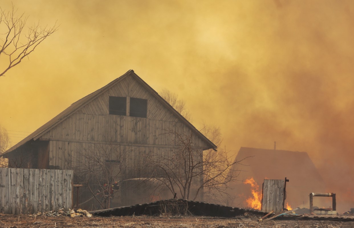 В случае с пожарами&nbsp;компании могут считать, что риск возгорания настолько высок, что они временно прекращают страхование недвижимости в этих районах