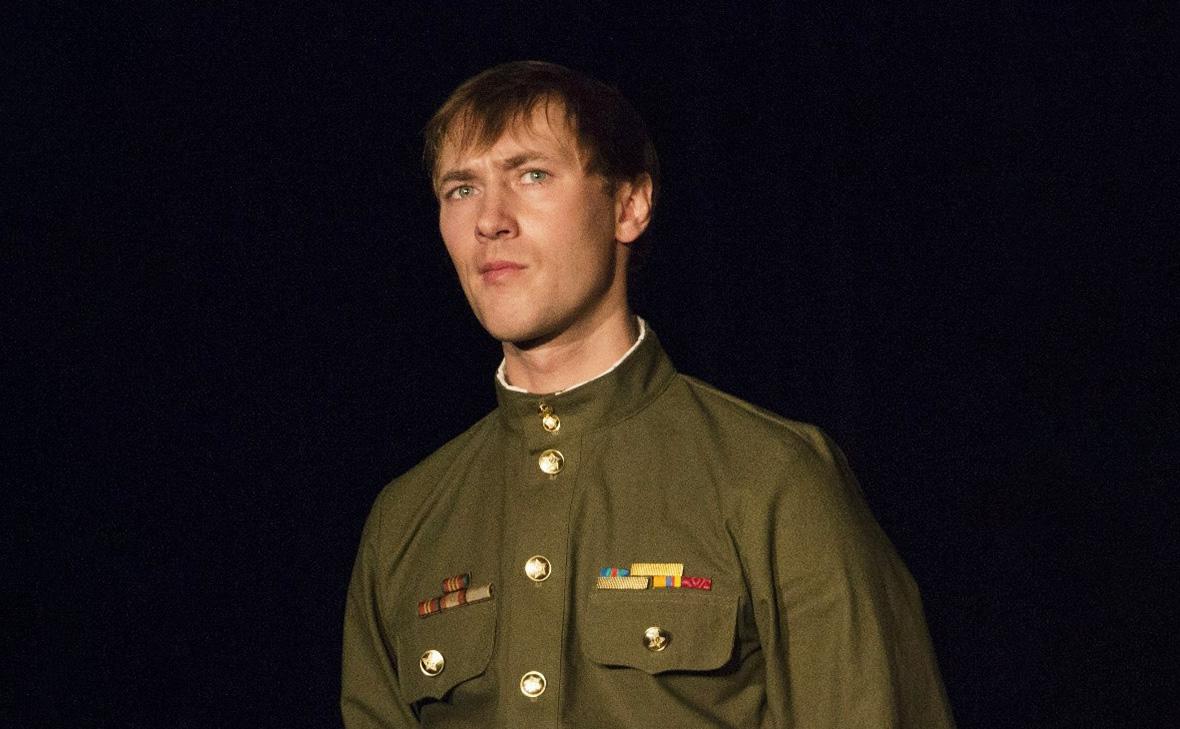 Денис Семенов