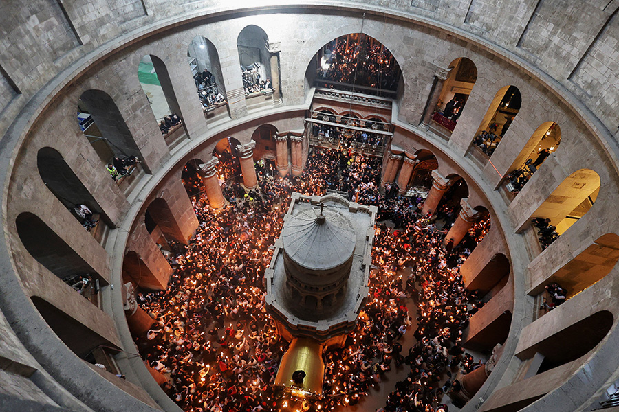 Mustafa Abu Ganeyeh / Reuters