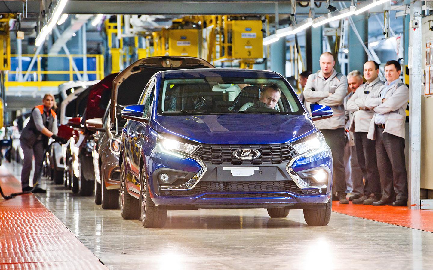 Пять громких скандалов в автоиндустрии в 2026 году. При чем тут VW и Lada