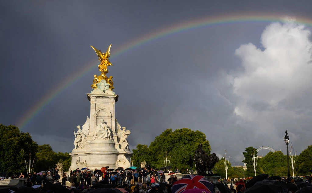 Leon Neal / Getty Images