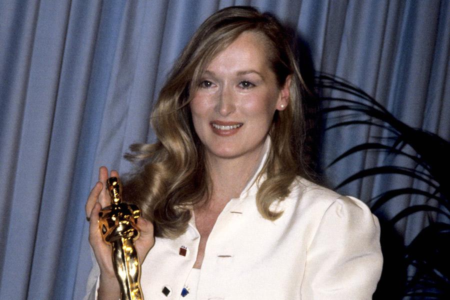 Мэрил Стрип на церемонии вручения премии «Оскар» за роль в фильме «Крамер против Крамера», 1980 год