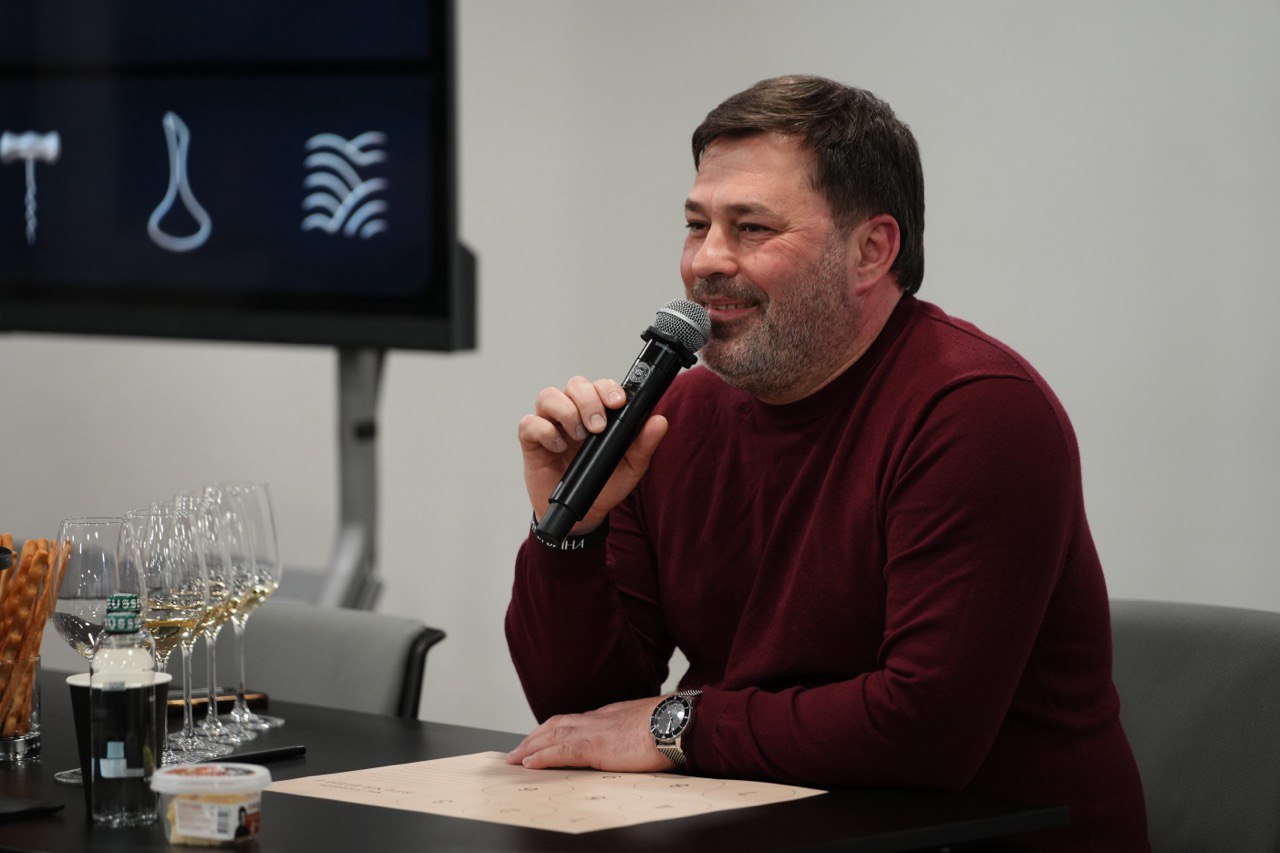 «Вино создается на винограднике»: что говорил на мастер-классе Толстой