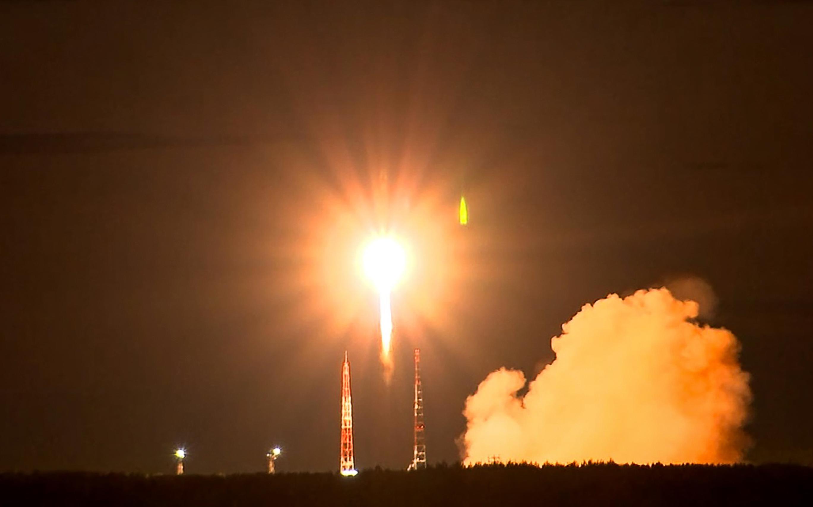 Минобороны сообщило о запуске с Плесецка ракеты с военными спутниками