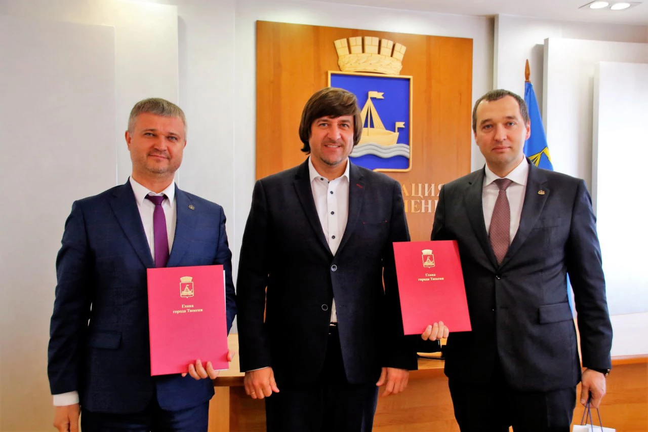 Соцсети главы Тюмени