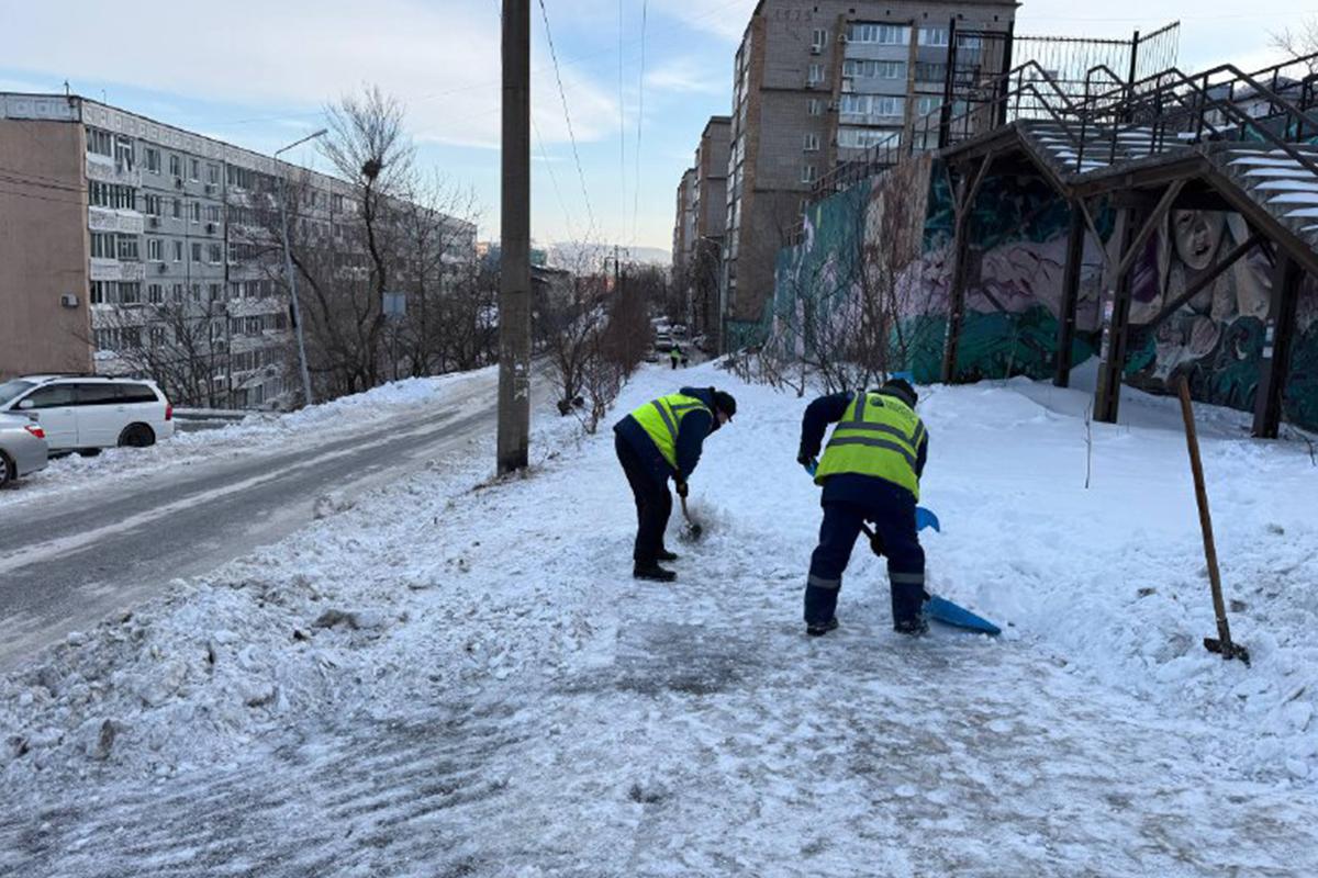 Последствия снегопада во Владивостоке, 12 января 2026 года