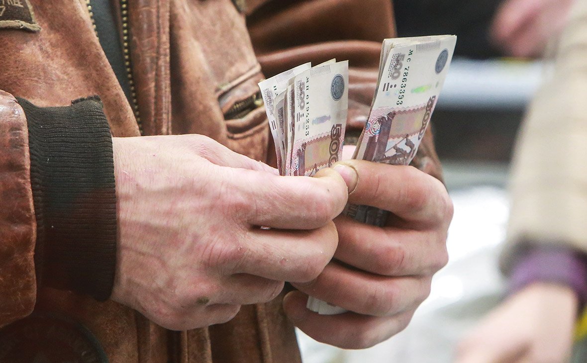 Рекорд близко: жители Дона накопили по кредитам 19 млрд рублей долгов