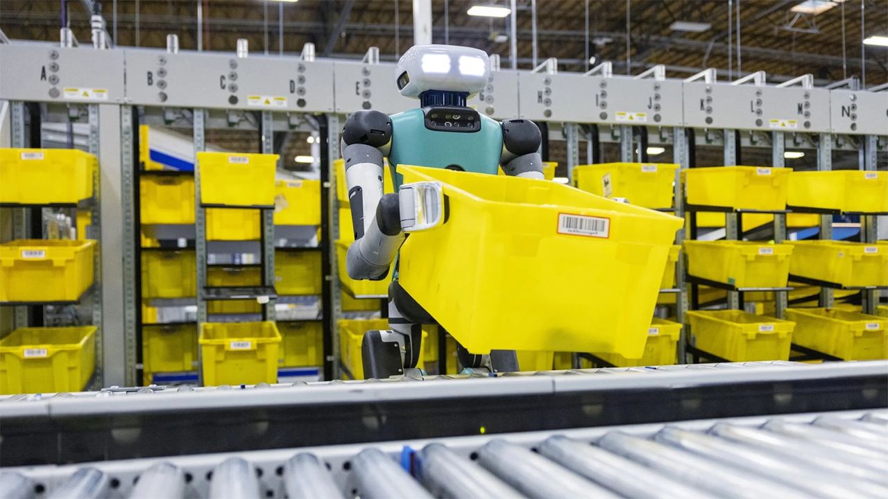 Складской робот-сборщик Amazon