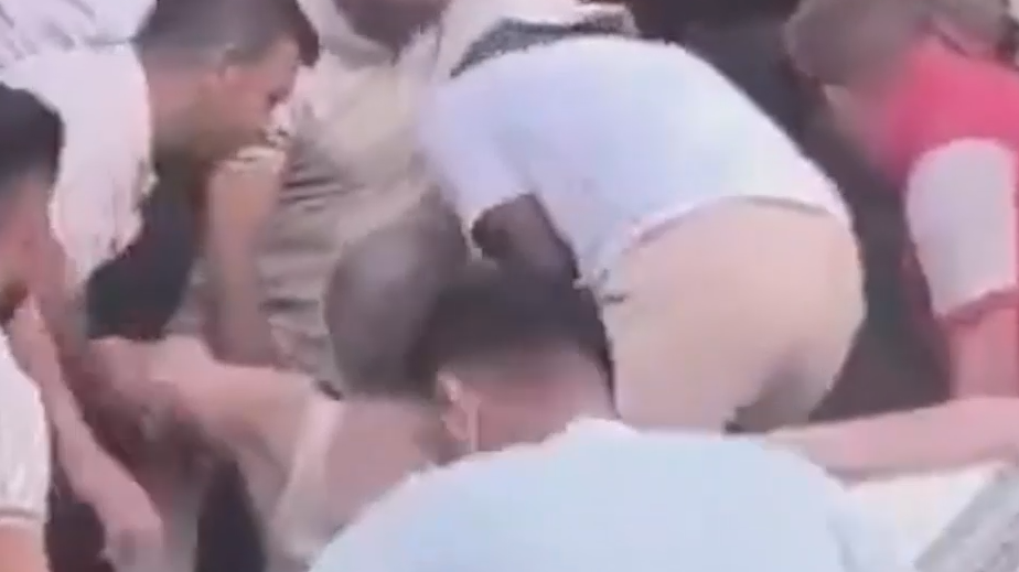 В Стамбуле и Измире ощутили толчки из-за землетрясения магнитудой 6,1