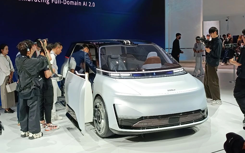 Geely Eva Cab концепт